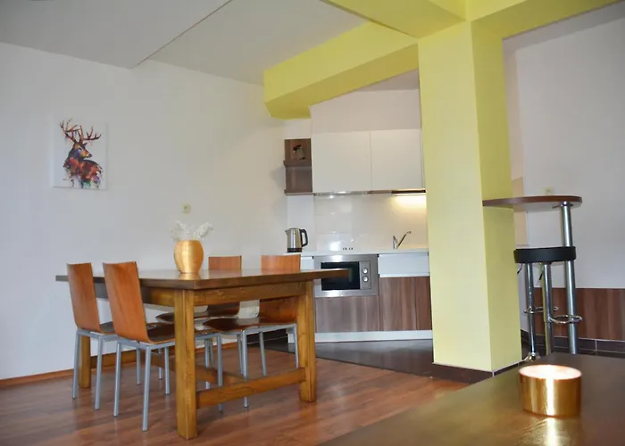 Apartman 44